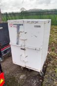 Armorgard Fittingstor mobile steel cabinet A1115692