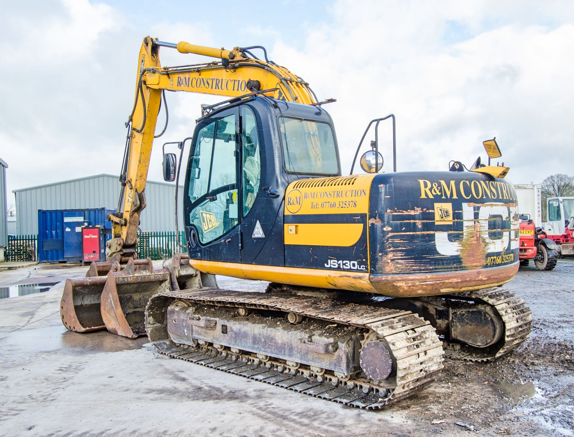JCB JS130LC 13 tonne steel tracked excavator Year: 2011 S/N: 1535696 Recorded Hours: 10,728 piped, - Image 4 of 30