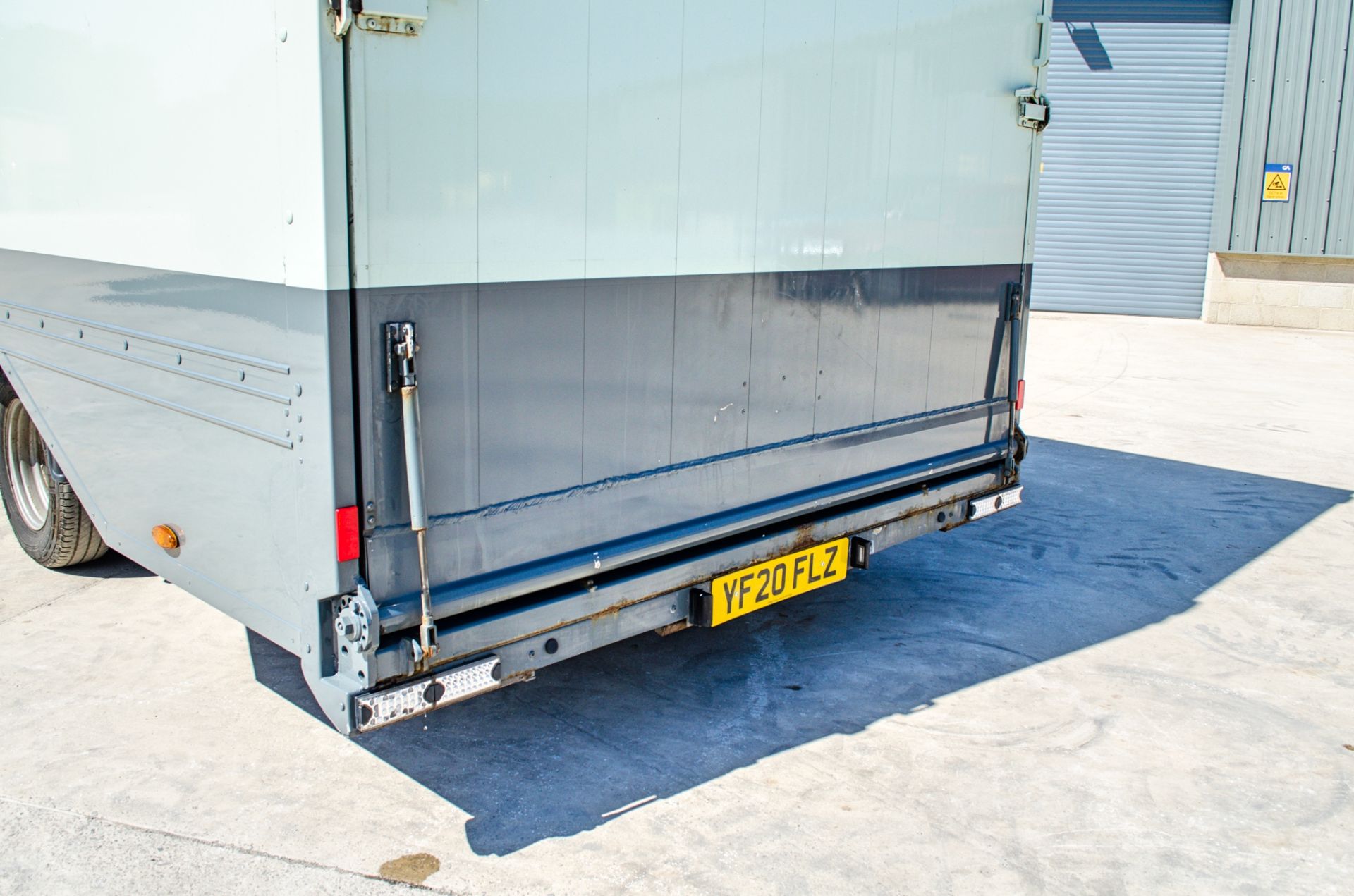 Mercedes Benz Sprinter 516 2.2 CDI LWB Automatic covered single car transporter  Registration - Image 9 of 29