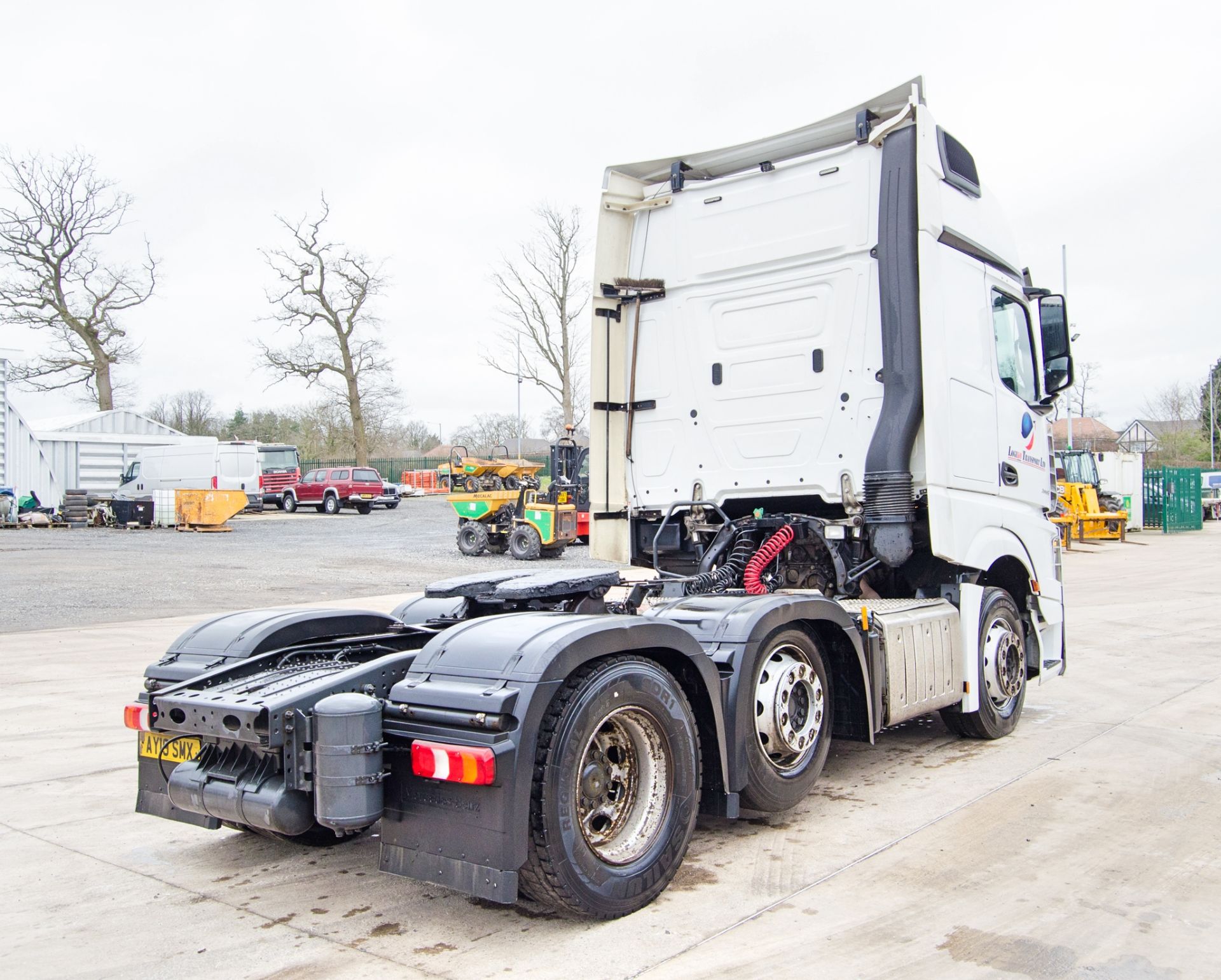 Mercedes Benz 2553 6x2 12,809cc diesel automatic tractor unit Registration Number: AY19 SMX Date - Image 3 of 31