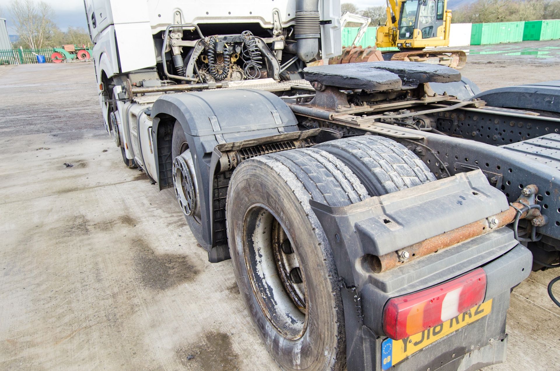 Mercedes Benz 2551 6x2 12,809cc diesel automatic tractor unit Registration Number: YJ18 RKZ Date - Image 12 of 27