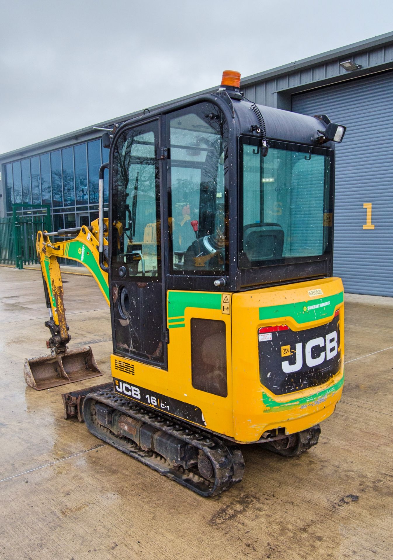 JCB 16C-1 1.6 tonne rubber tracked mini excavator Year: 2018 S/N: 2492810 Recorded Hours: 174 blade, - Image 4 of 26