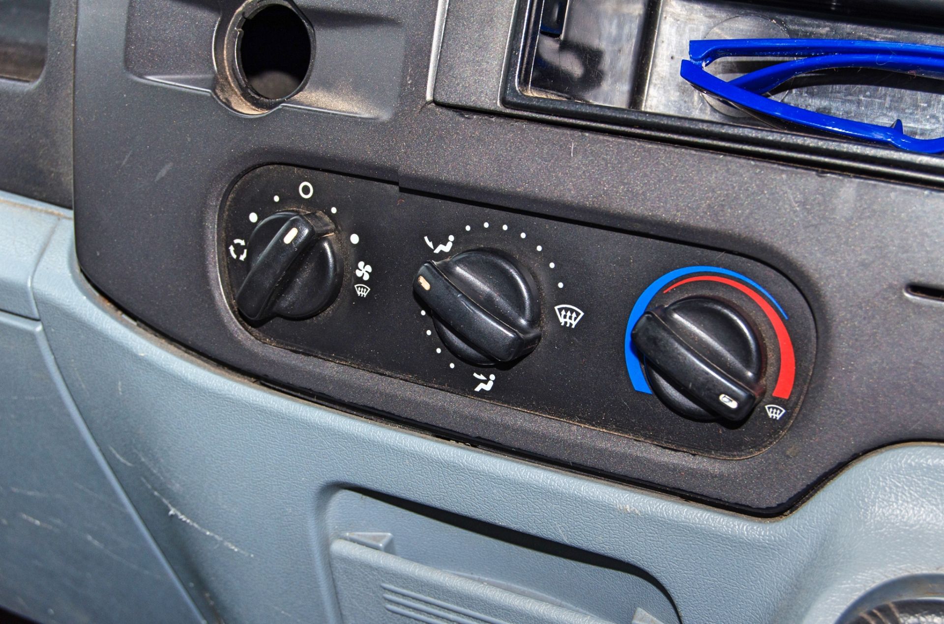 Ford Transit 115 T350M 2402cc diesel 6 speed manual tipper Registration Number: BG61 JMV Date of - Image 27 of 33