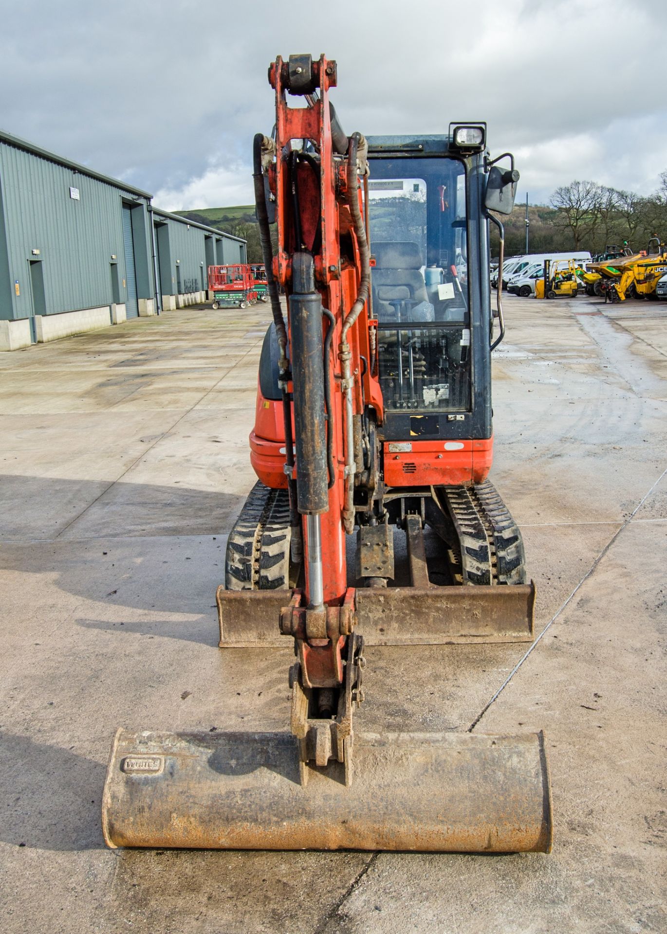 Kubota KX61-3 2.6 tonne rubber tracked excavator Year: 2017 S/N: 83407 Recorded Hours: 2864 blade. - Image 5 of 25
