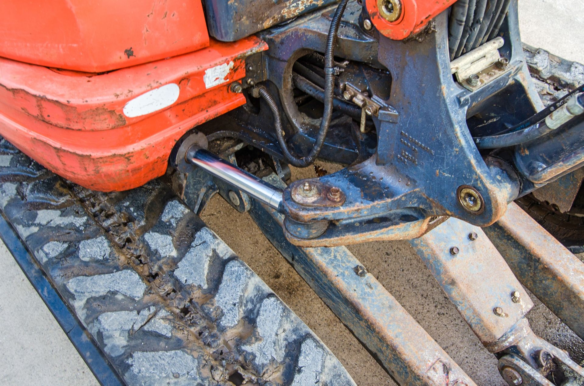 Kubota KX61-3 2.6 tonne rubber tracked excavator Year: 2015 S/N: 81783 Recorded Hours: 3857 blade. - Image 18 of 24