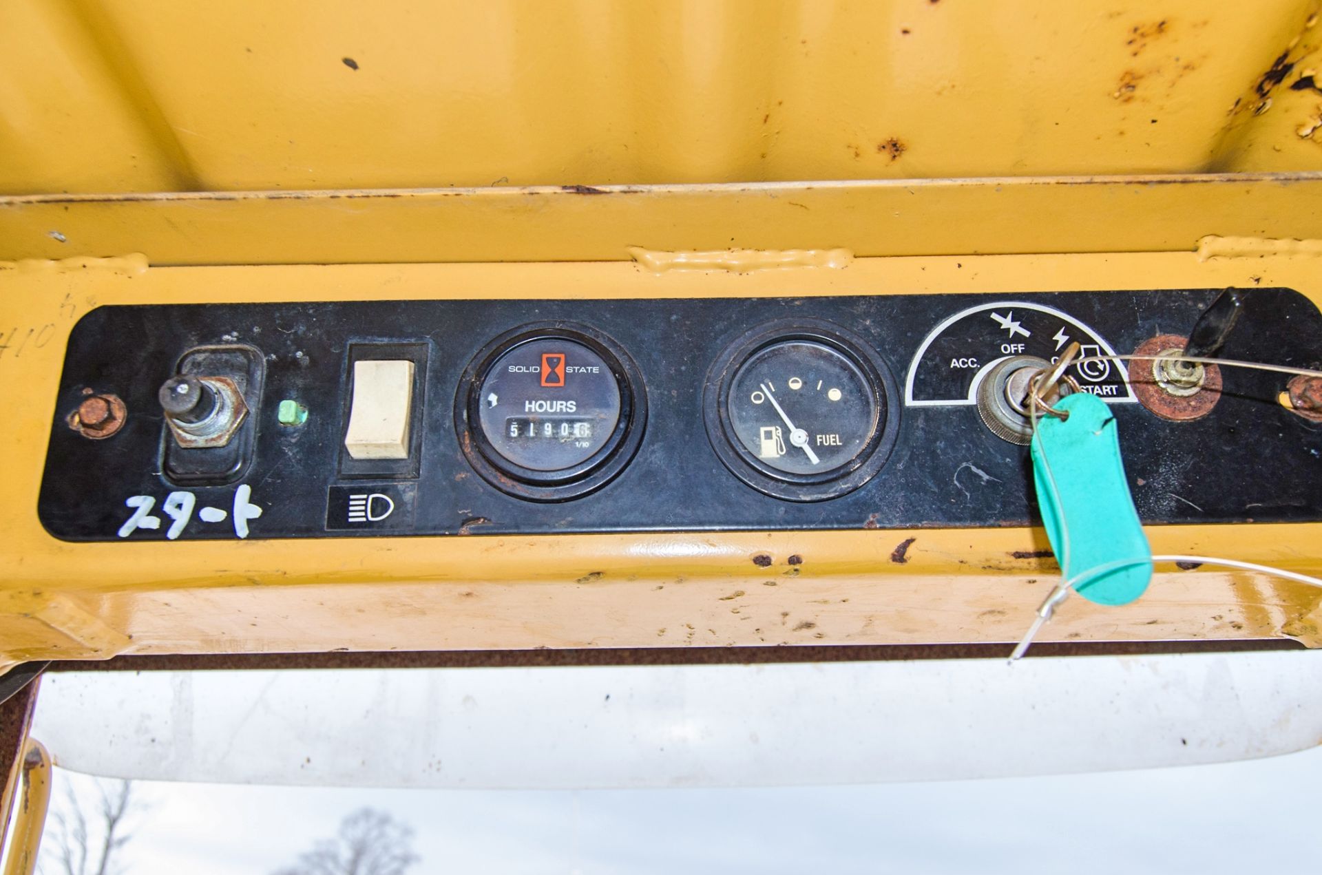 Ford L785 diesel driven skidsteer loader S/N: 763506 Recorded Hours: 5190 - Image 17 of 21