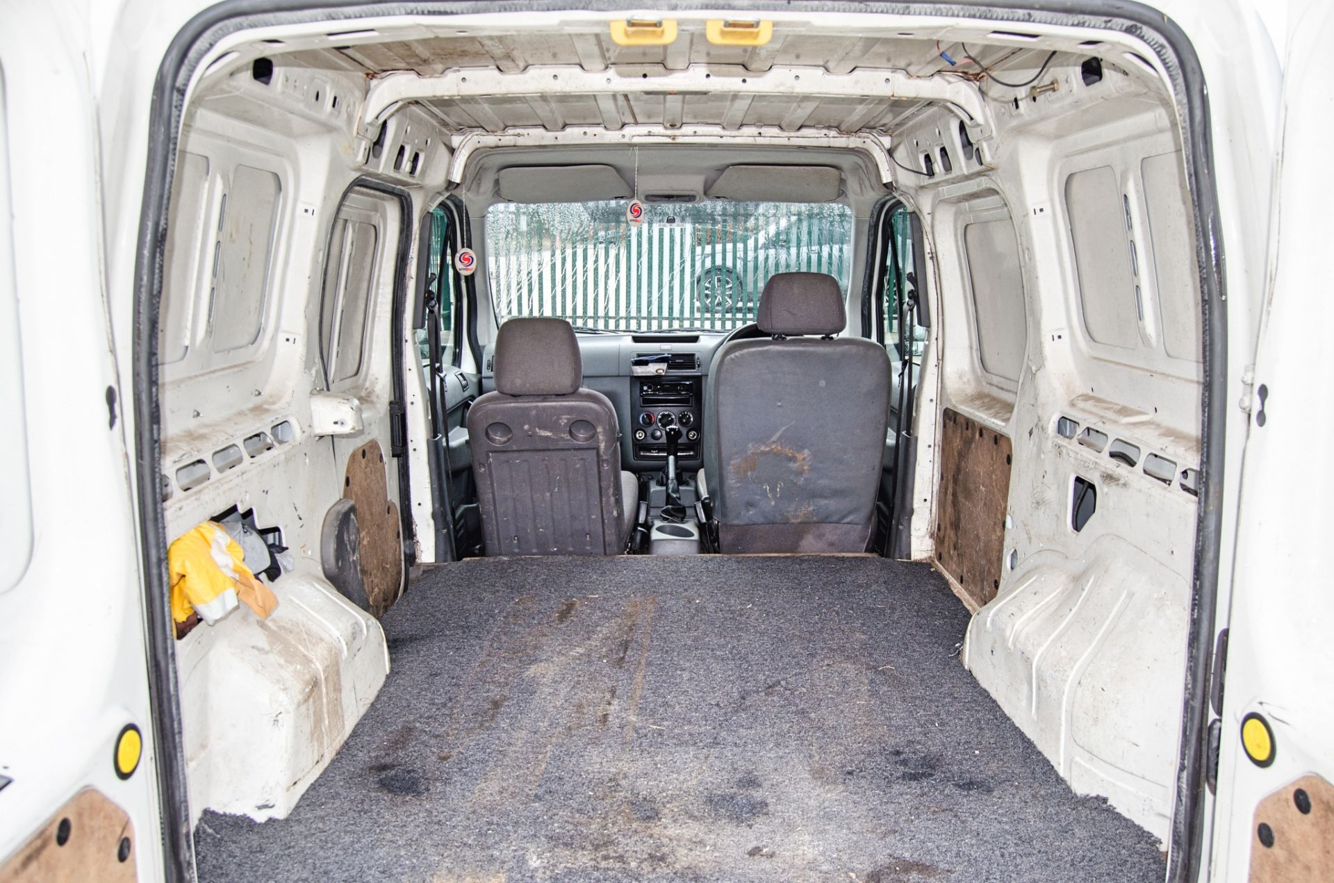 Ford Transit Connect 200D 1753cc diesel 5 speed manual panel van Registration Number: YG06 RKU - Image 21 of 29