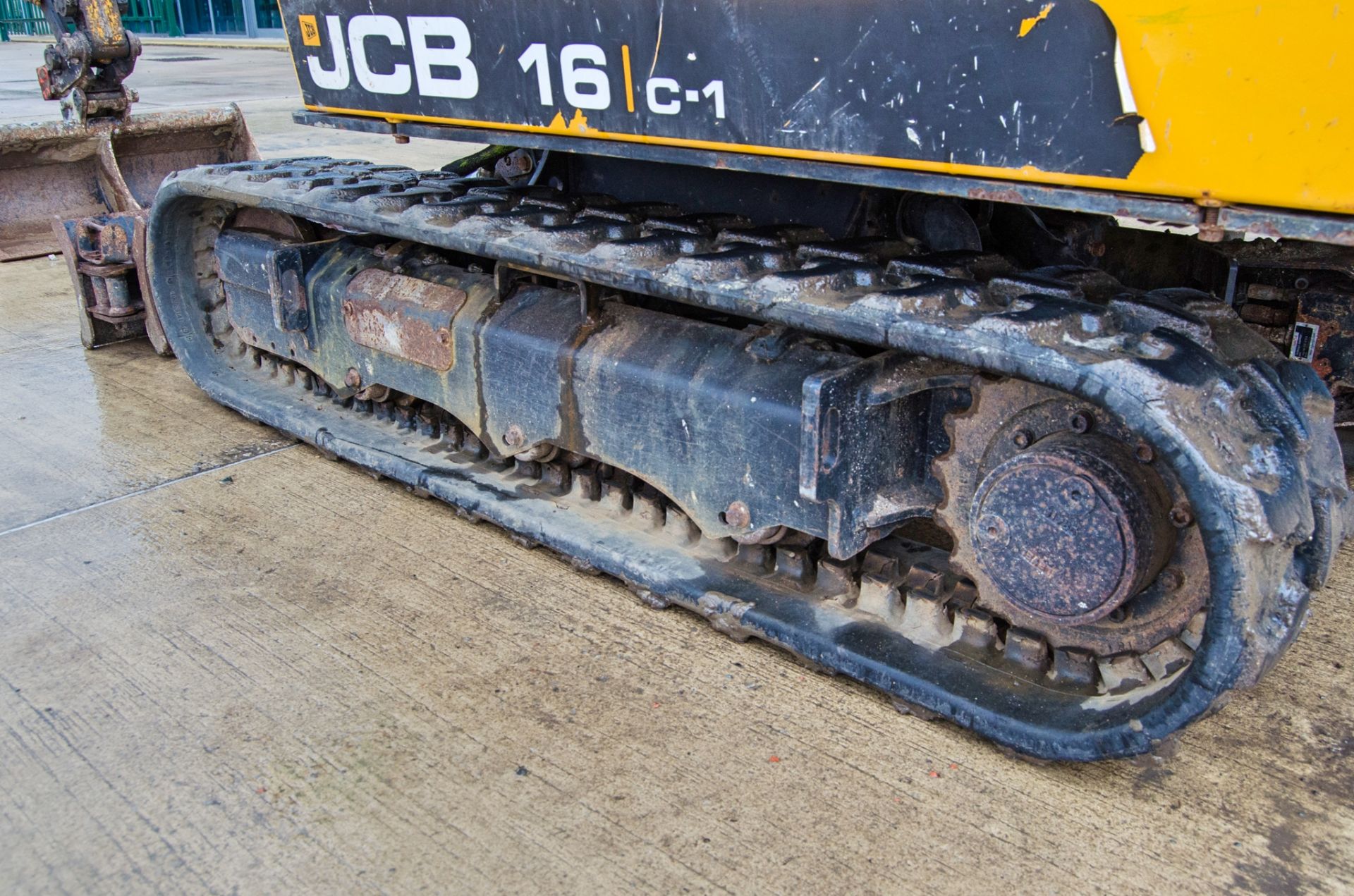 JCB 16C-1 1.6 tonne rubber tracked mini excavator Year: 2018 S/N: 2492810 Recorded Hours: 174 blade, - Image 12 of 26