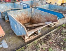 Conquip steel tipping skip A1273980
