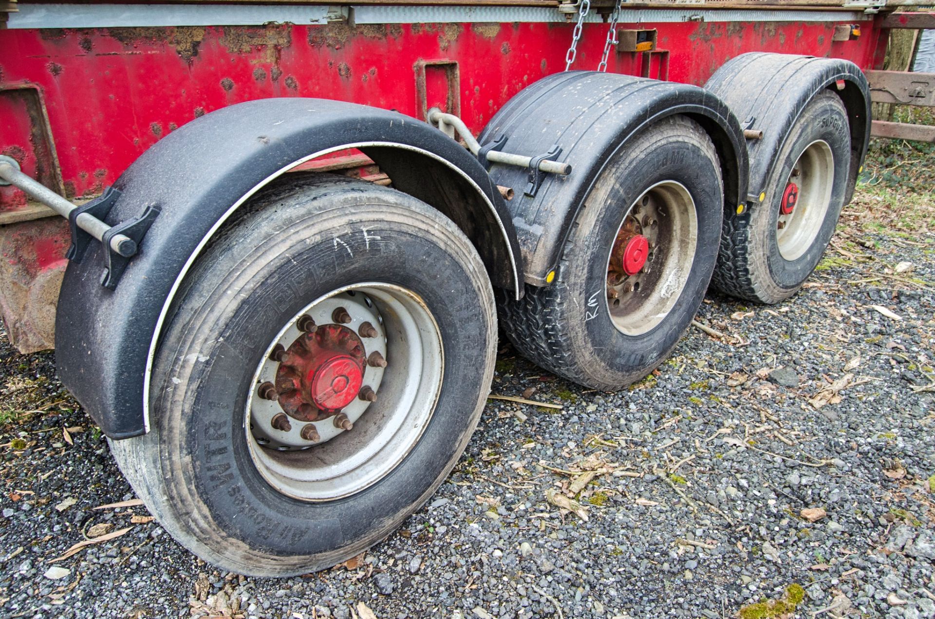 SDC 13.1 metre tri-axle skeletal log trailer Year: 2016 Reg/Ident No: C409060 VIN: SDCSK435300141648 - Image 11 of 17