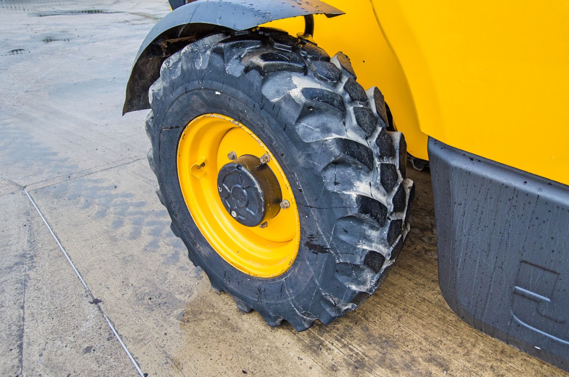 JCB 540-140 Hi-Viz Stage V 14 metre telescopic handler Year: 2021 S/N: 3084895 Recorded Hours: - Image 16 of 26