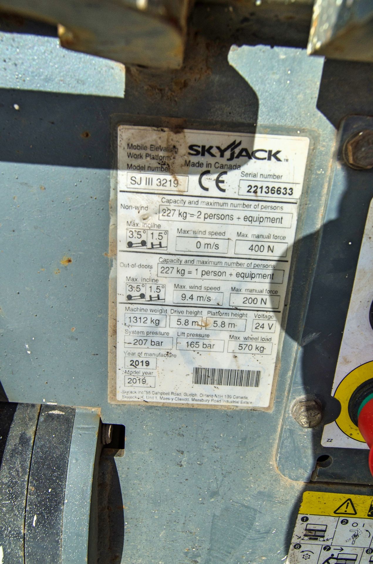 Skyjack SJIII 3219 battery electric scissor lift access platform Year: 2019 S/N: 22136633 HYP547 - Image 10 of 10