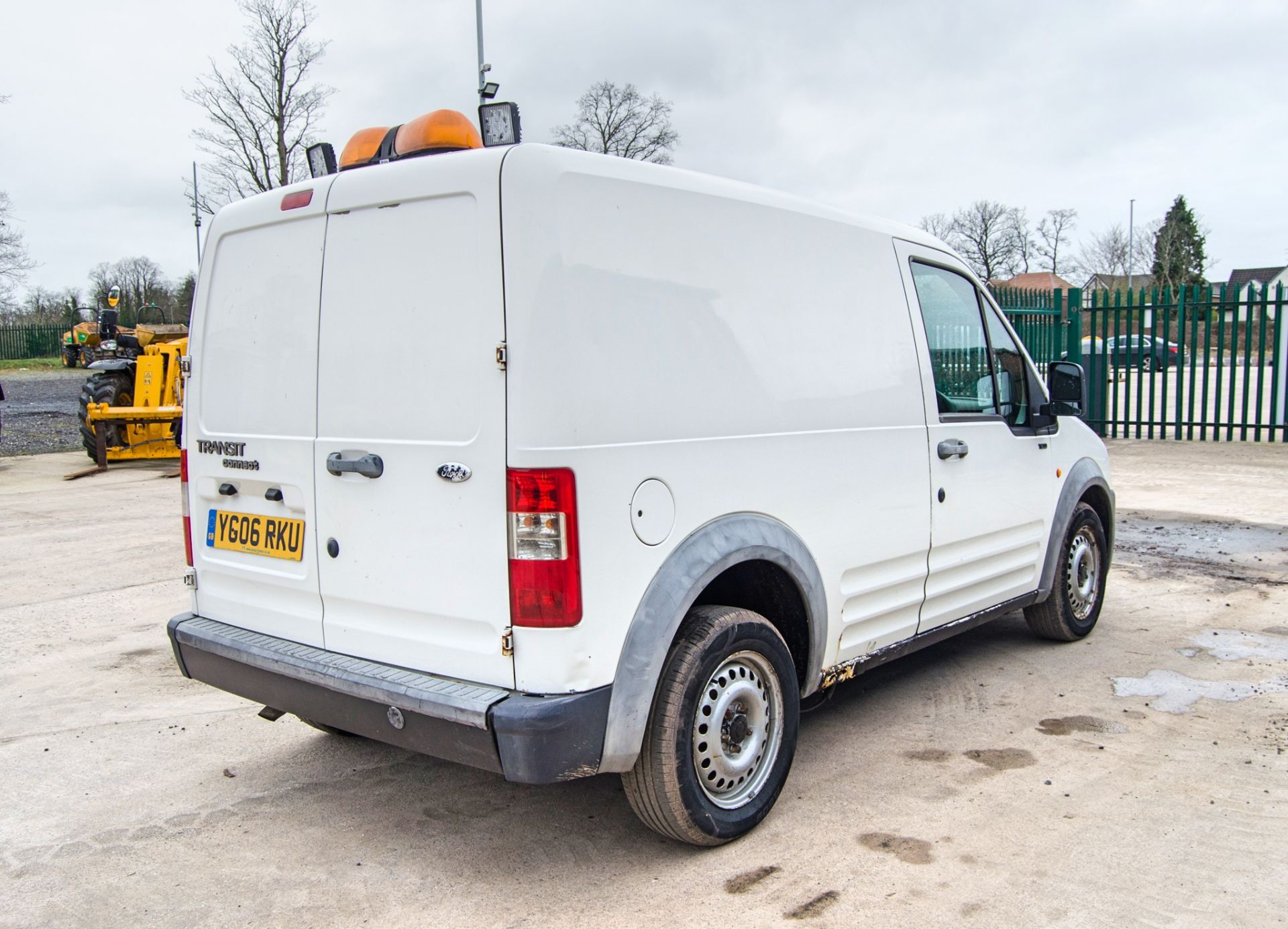Ford Transit Connect 200D 1753cc diesel 5 speed manual panel van Registration Number: YG06 RKU - Image 3 of 29