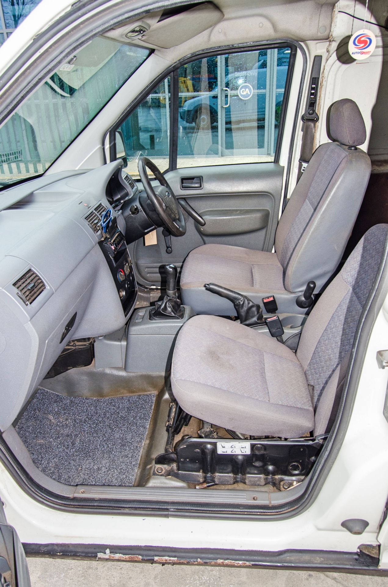 Ford Transit Connect 200D 1753cc diesel 5 speed manual panel van Registration Number: YG06 RKU - Image 20 of 29
