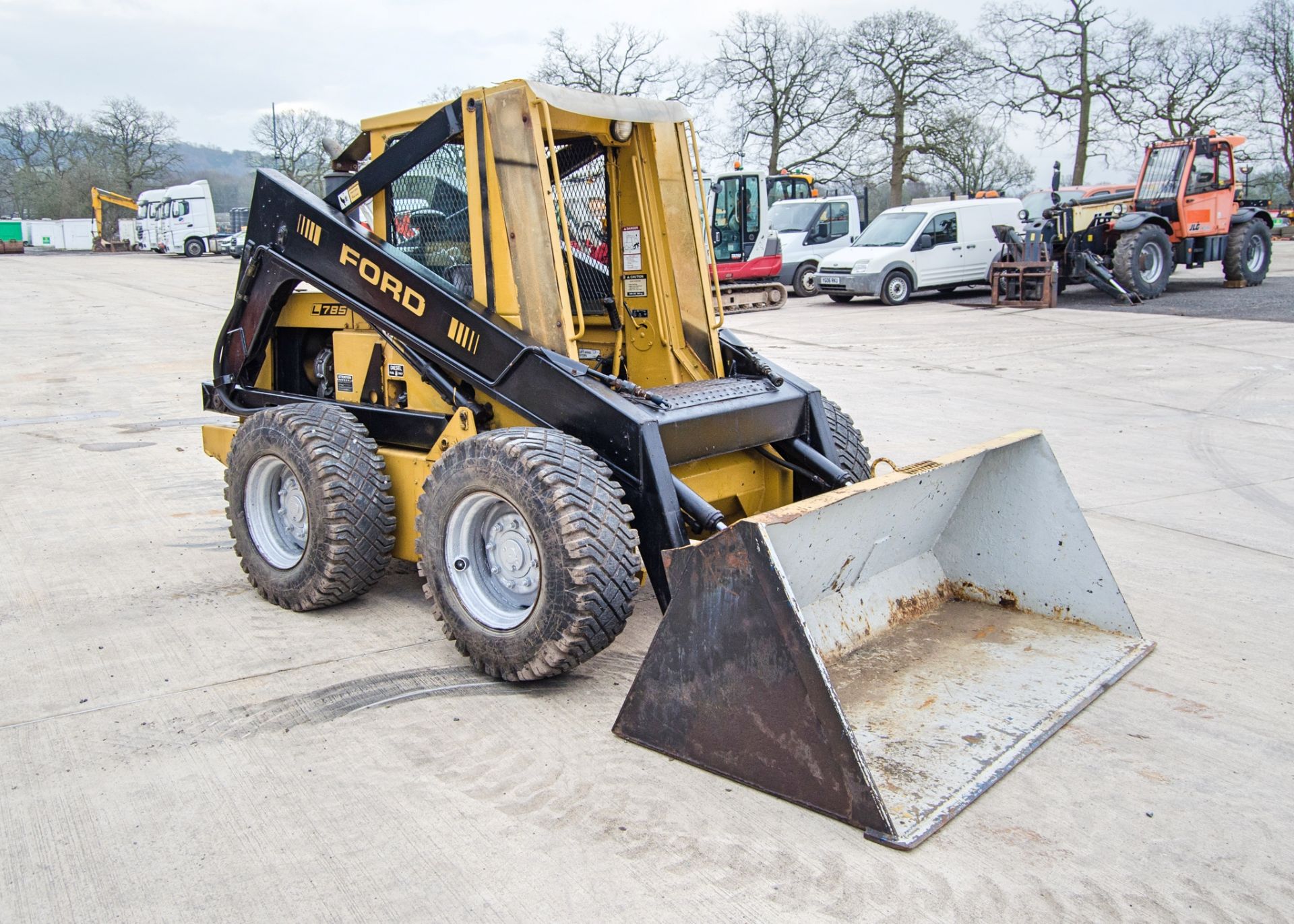 Ford L785 diesel driven skidsteer loader S/N: 763506 Recorded Hours: 5190 - Image 2 of 21