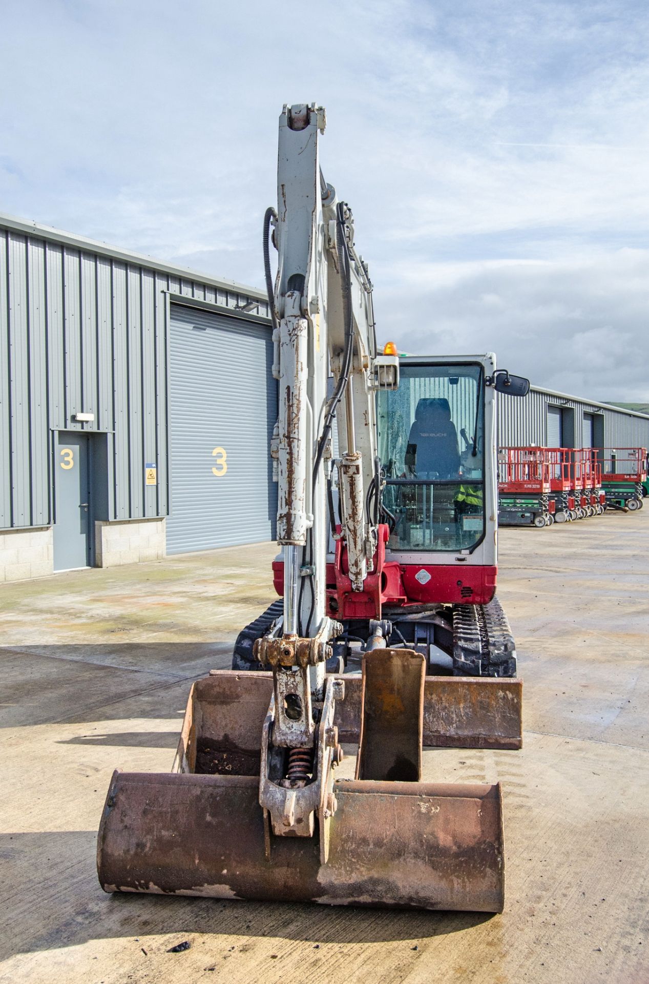 Takeuchi TB250 5 tonne rubber tracked excavator Year: 2018 S/N: 125005975 Recorded Hours: 5236 ( - Image 5 of 27