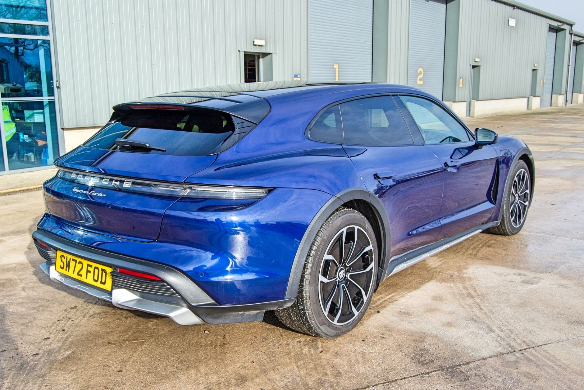 2023 Porsche Taycan Turbo Cross Turismo 500KW 93KWH electric automatic 5 seat hatchback - Image 3 of 40