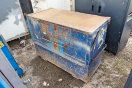 Steel tool store ** Locked and no key **