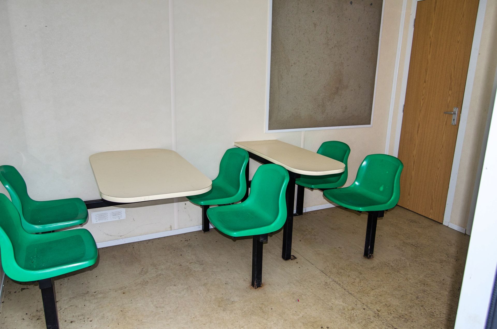21ft x 9ft steel anti-vandal welfare site unit Comprising of: Canteen area, drying room, toilet & - Image 5 of 10
