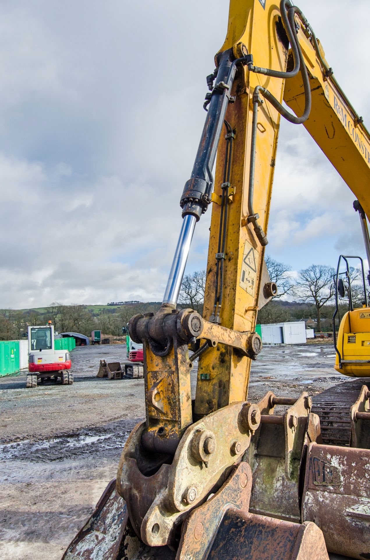 JCB JS130LC 13 tonne steel tracked excavator Year: 2011 S/N: 1535696 Recorded Hours: 10,728 piped, - Image 17 of 30
