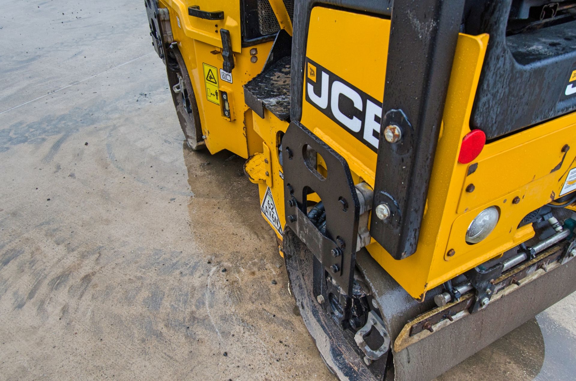 JCB CT160-80 double drum ride on roller Year: 2021 S/N: 2899274 Recorded Hours: 204 7798  c/w - Image 12 of 19