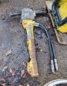 Hydraulic anti-vibe breaker A1177380