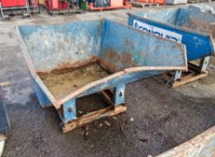 Conquip steel tipping skip A1270373