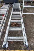 3 stage aluminium ladder A739190