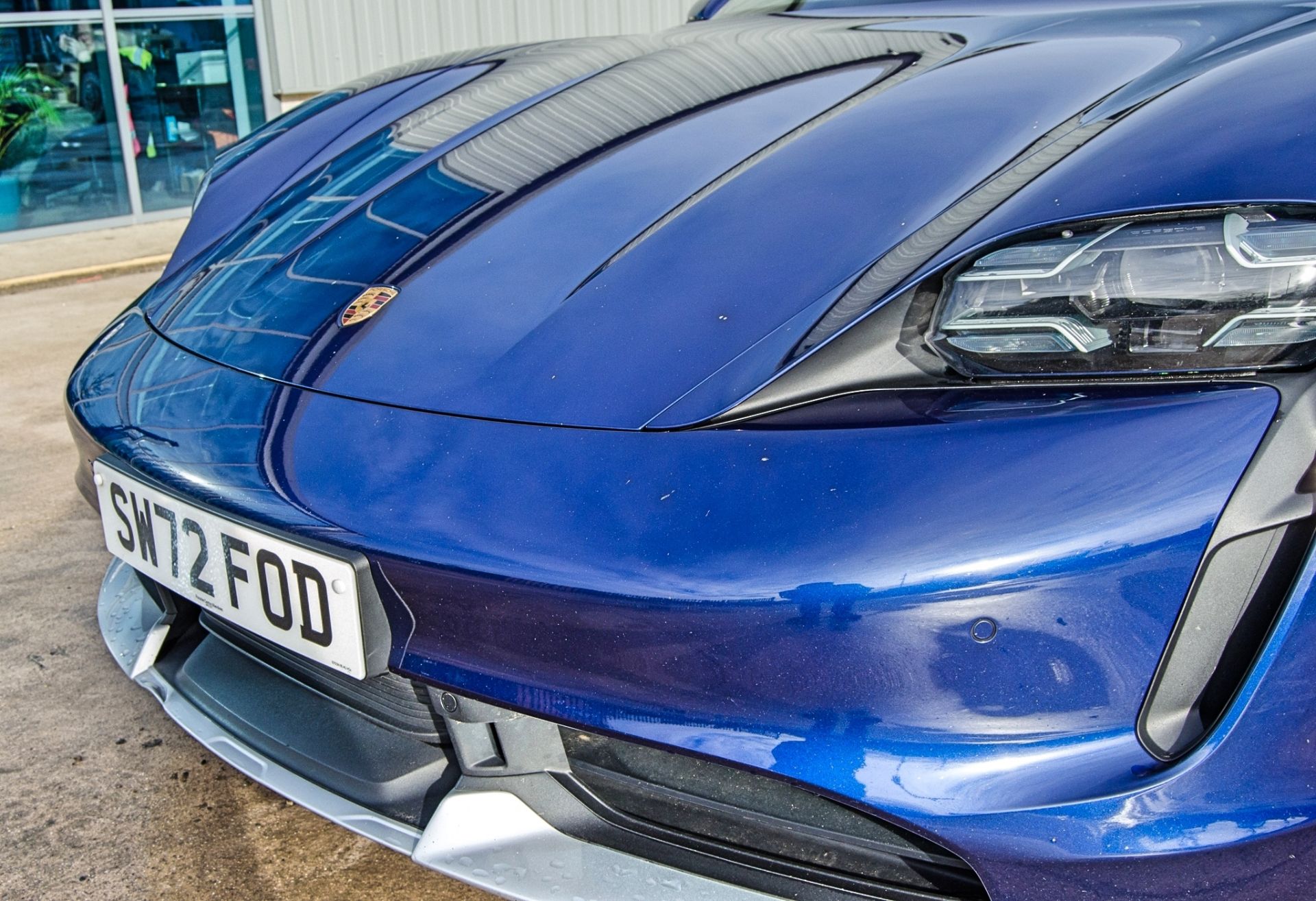 2023 Porsche Taycan Turbo Cross Turismo 500KW 93KWH electric automatic 5 seat hatchback - Image 10 of 40