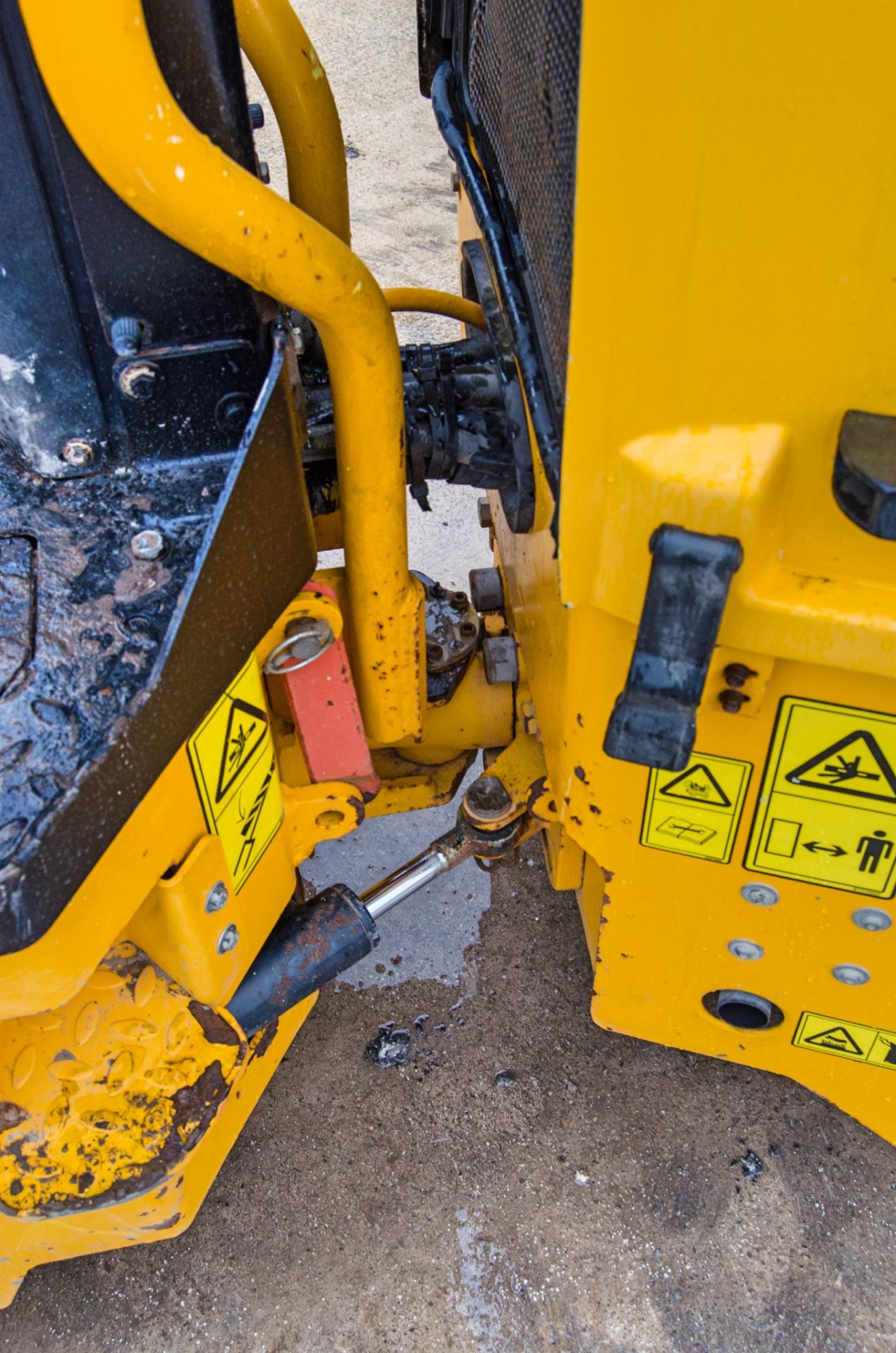 JCB CT160-80 double drum ride on roller Year: 2021 S/N: 2899274 Recorded Hours: 204 7798  c/w - Image 13 of 19