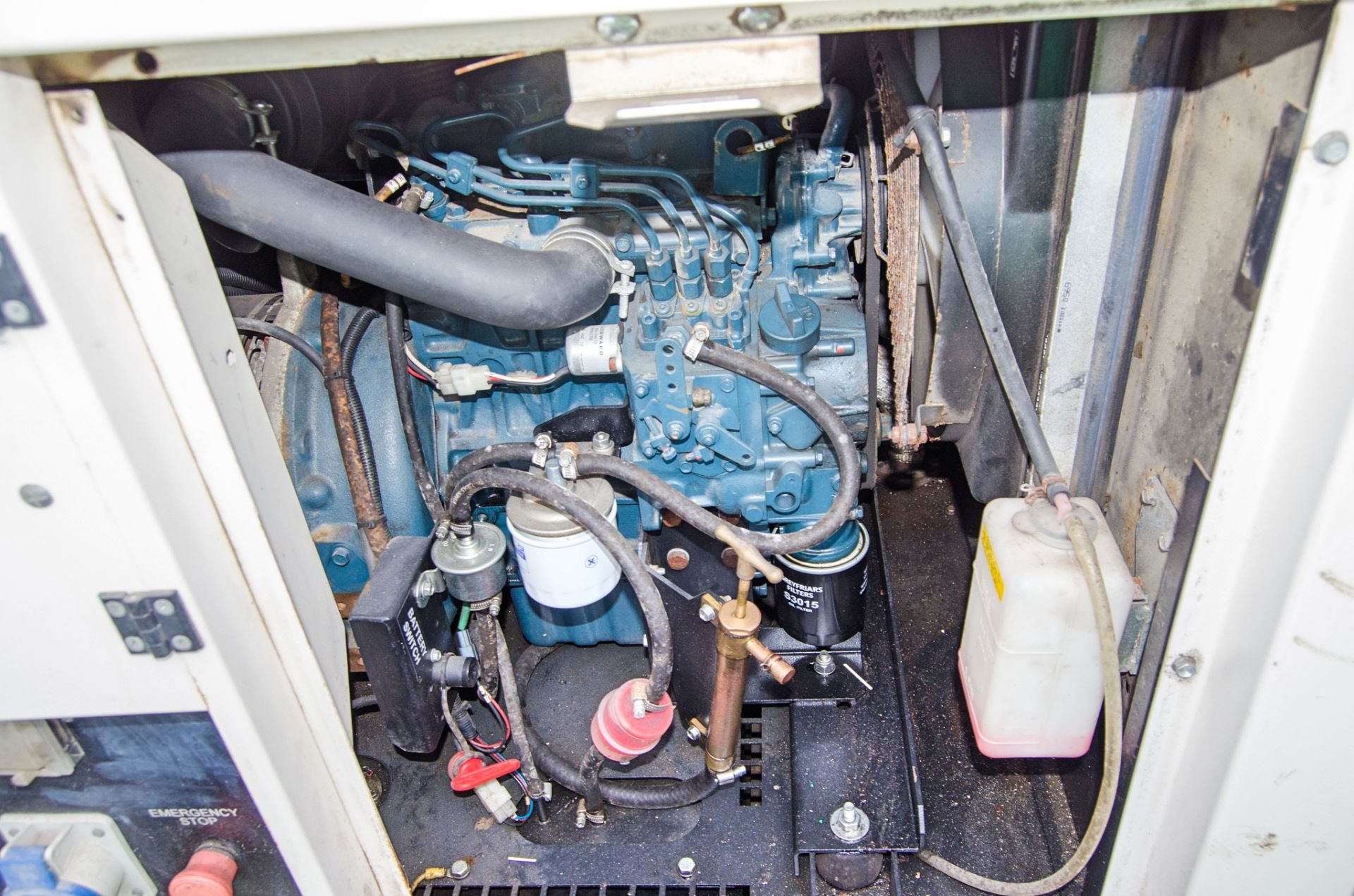 24ft x 9ft steel anti-vandal welfare site unit Comprising of: Canteen area, drying room, office, - Image 11 of 11