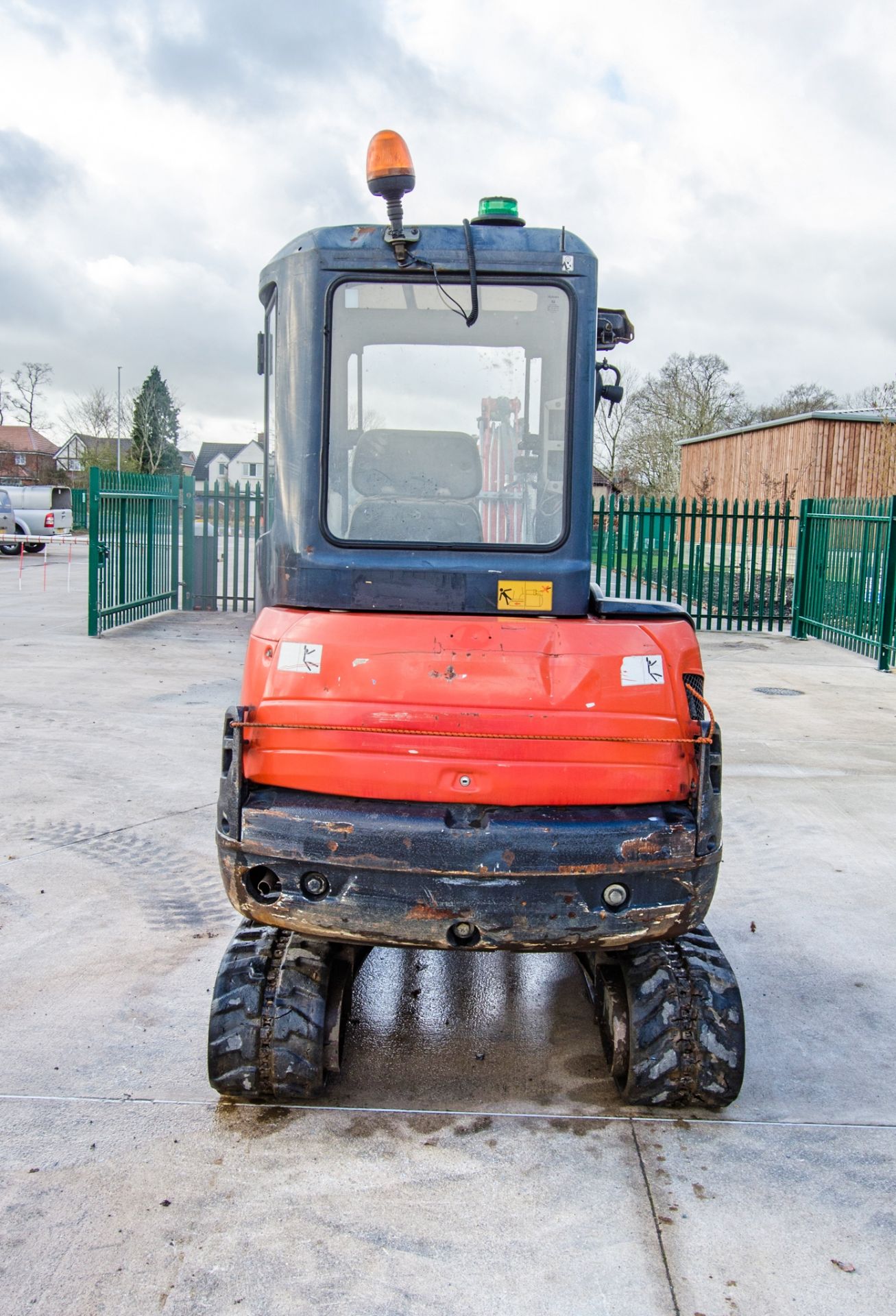 Kubota KX61-3 2.6 tonne rubber tracked excavator Year: 2015 S/N: 81783 Recorded Hours: 3857 blade. - Image 6 of 24
