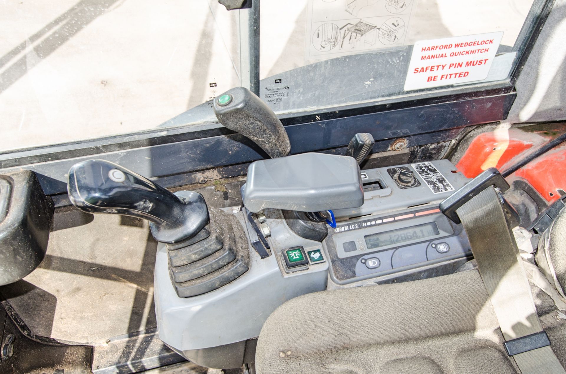 Kubota KX61-3 2.6 tonne rubber tracked excavator Year: 2017 S/N: 83407 Recorded Hours: 2864 blade. - Image 21 of 25