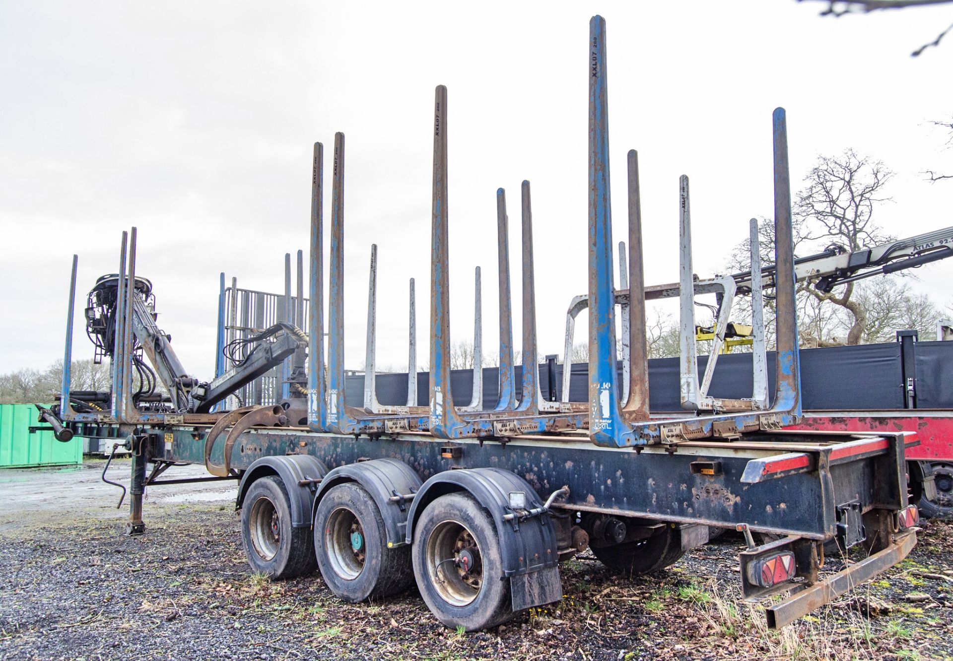 SDC 13 metre tri-axle skeletal log trailer Year: 2016 Reg/Ident: C419634 VIN: SDCK435300141646 MOT - Image 3 of 33