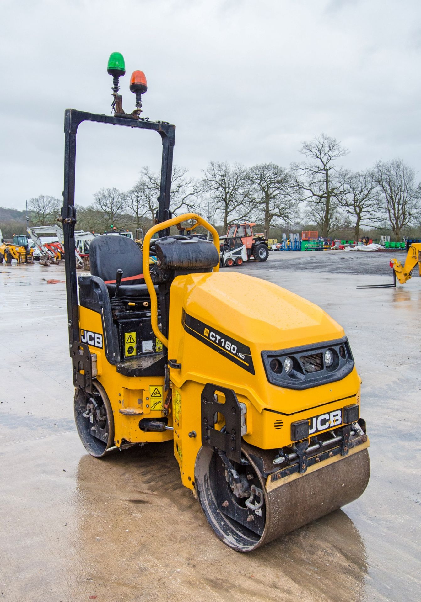 JCB CT160-80 double drum ride on roller Year: 2021 S/N: 3051389 Recorded Hours: 424 8180  c/w - Image 2 of 19