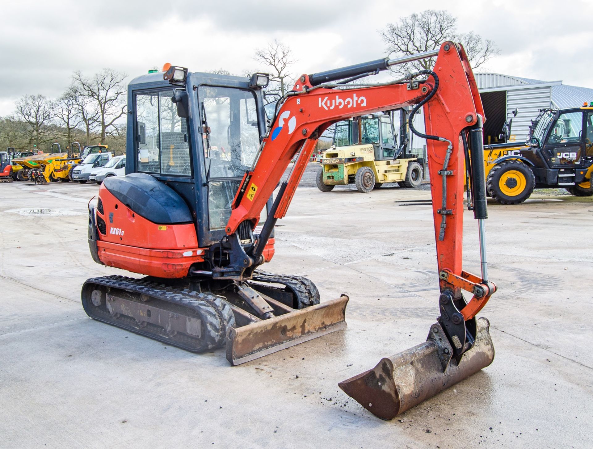 Kubota KX61-3 2.6 tonne rubber tracked excavator Year: 2015 S/N: 81783 Recorded Hours: 3857 blade. - Image 2 of 24