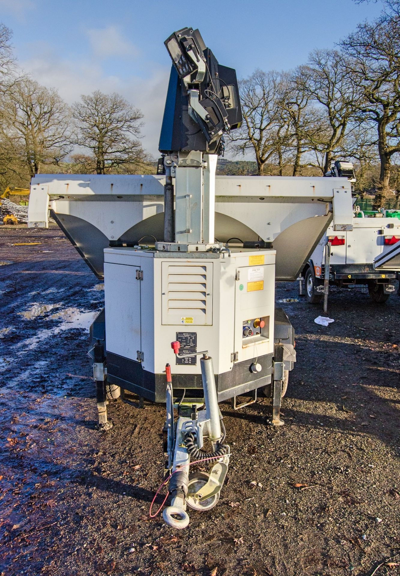 Trime X-Solar solar powered 4 head LED fast tow mobile lighting tower Year: 2022 S/N: 560220456 - Image 5 of 7