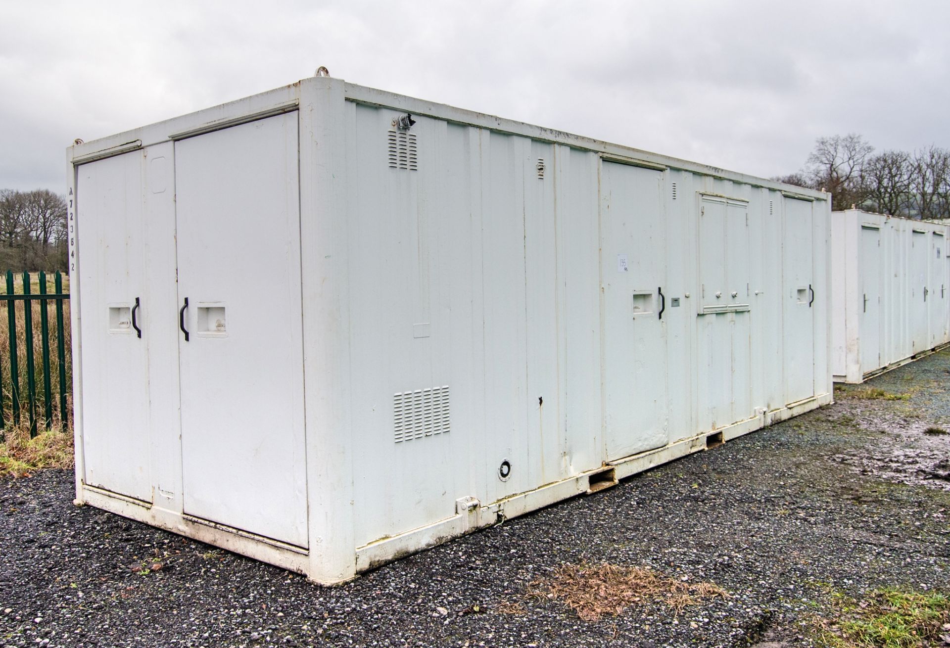 24ft x 9ft steel anti vandal welfare site unit Comprising of: anteen area, drying room, office, - Image 2 of 11