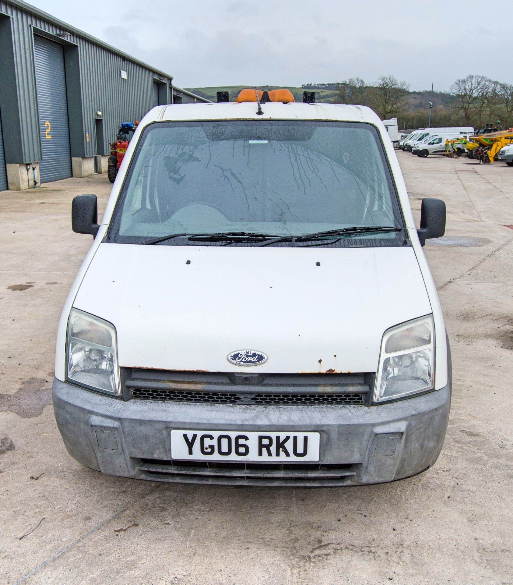 Ford Transit Connect 200D 1753cc diesel 5 speed manual panel van Registration Number: YG06 RKU - Image 5 of 29