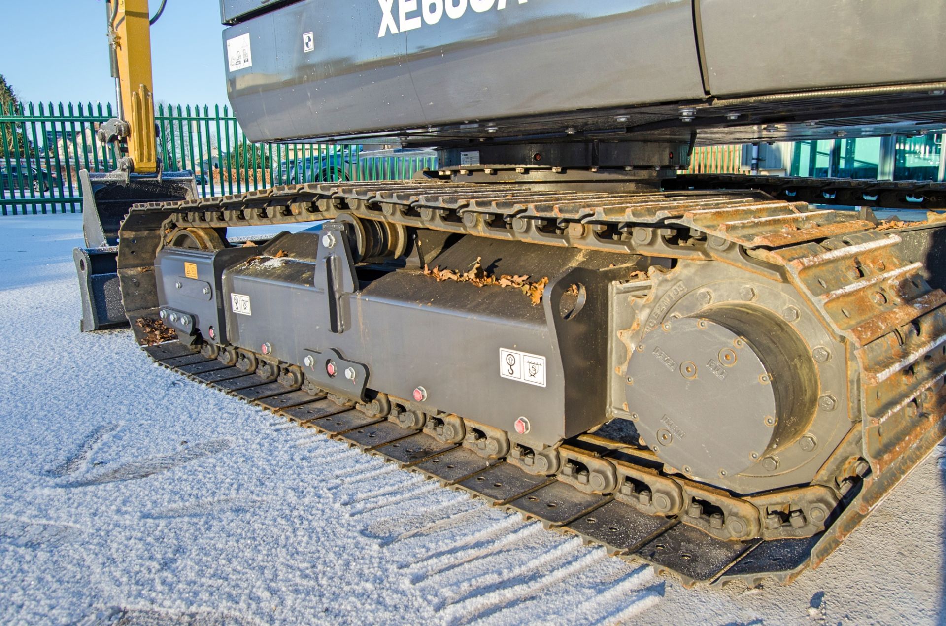 XCMG XE60GA 6 tonne steel tracked excavator Year: 2025 S/N: ESKA21827 Recorded Hours: 15 blade, - Image 10 of 28
