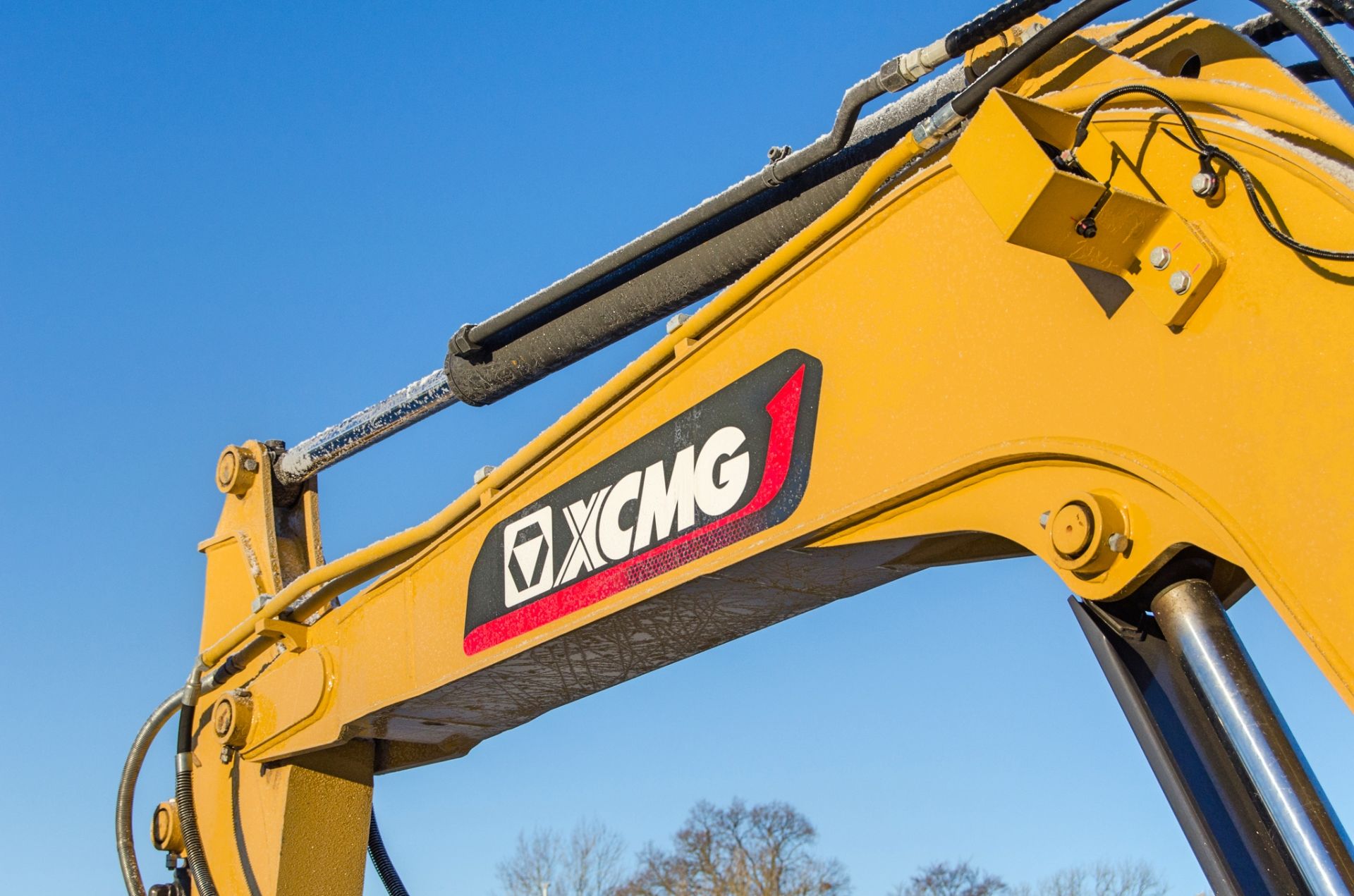 XCMG XE60GA 6 tonne steel tracked excavator Year: 2025 S/N: ESKA21827 Recorded Hours: 15 blade, - Image 16 of 28