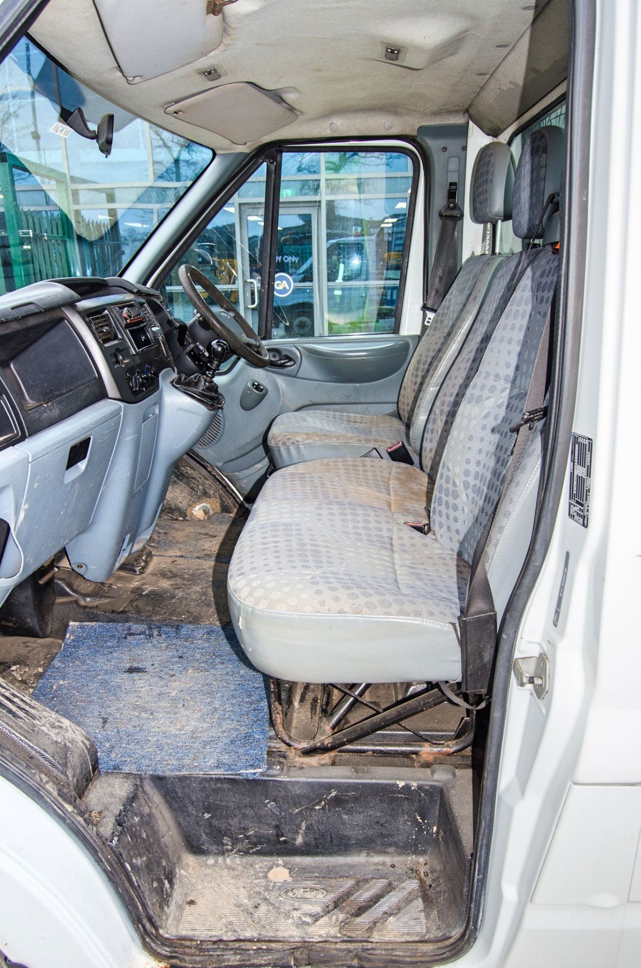 Ford Transit 115 T350M 2402cc diesel 6 speed manual tipper Registration Number: BG61 JMV Date of - Image 25 of 33