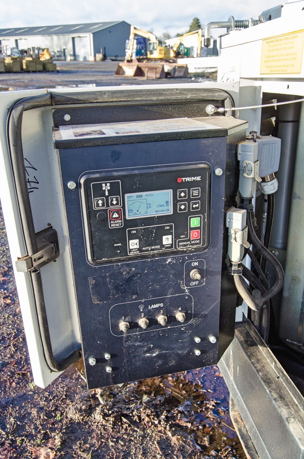 Trime X-Solar solar powered 4 head LED fast tow mobile lighting tower Year: 2022 S/N: 560220392 - Image 7 of 7