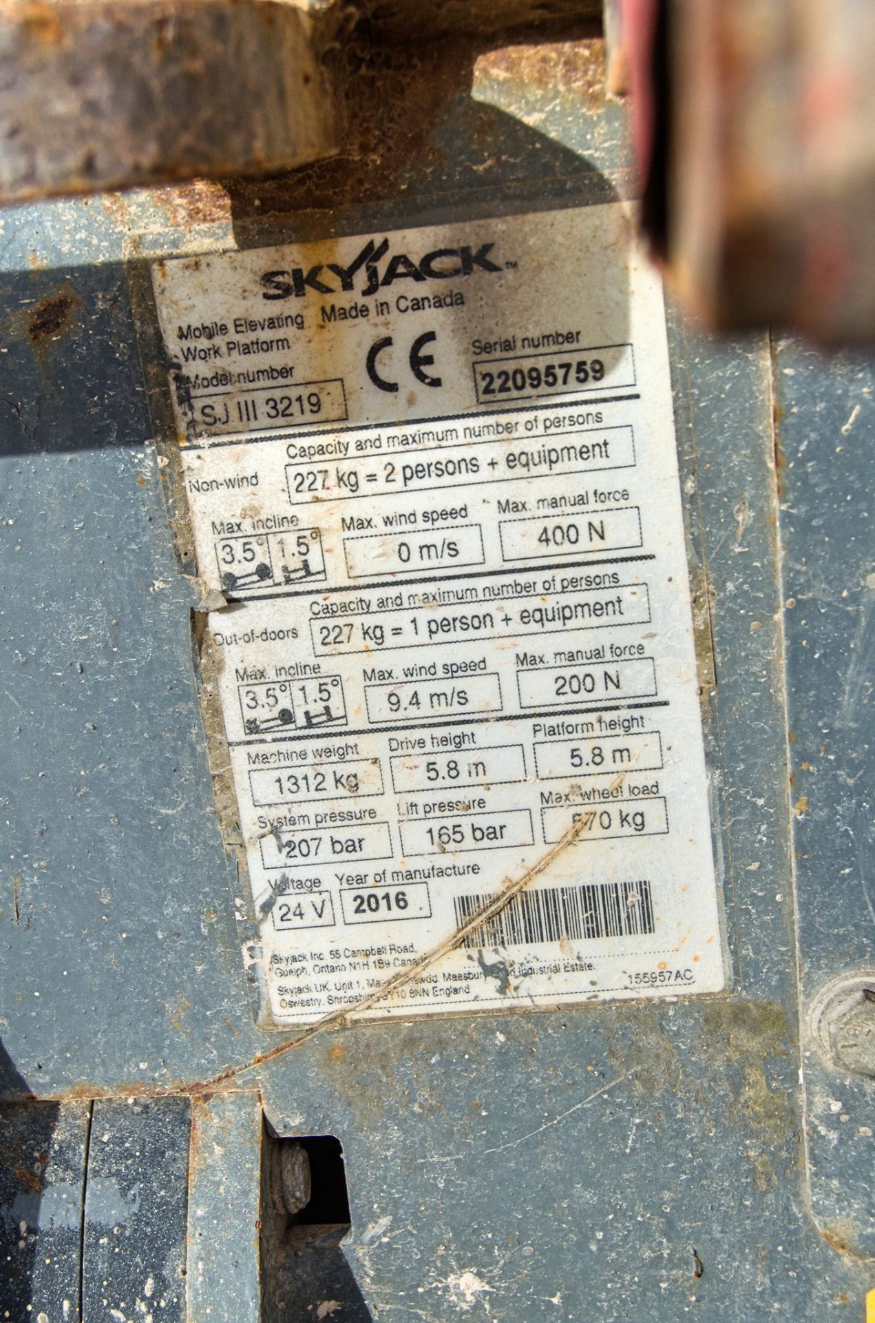 Skyjack SJIII 3219 battery electric scissor lift access platform Year: 2016 S/N: 22095759 - Image 7 of 7