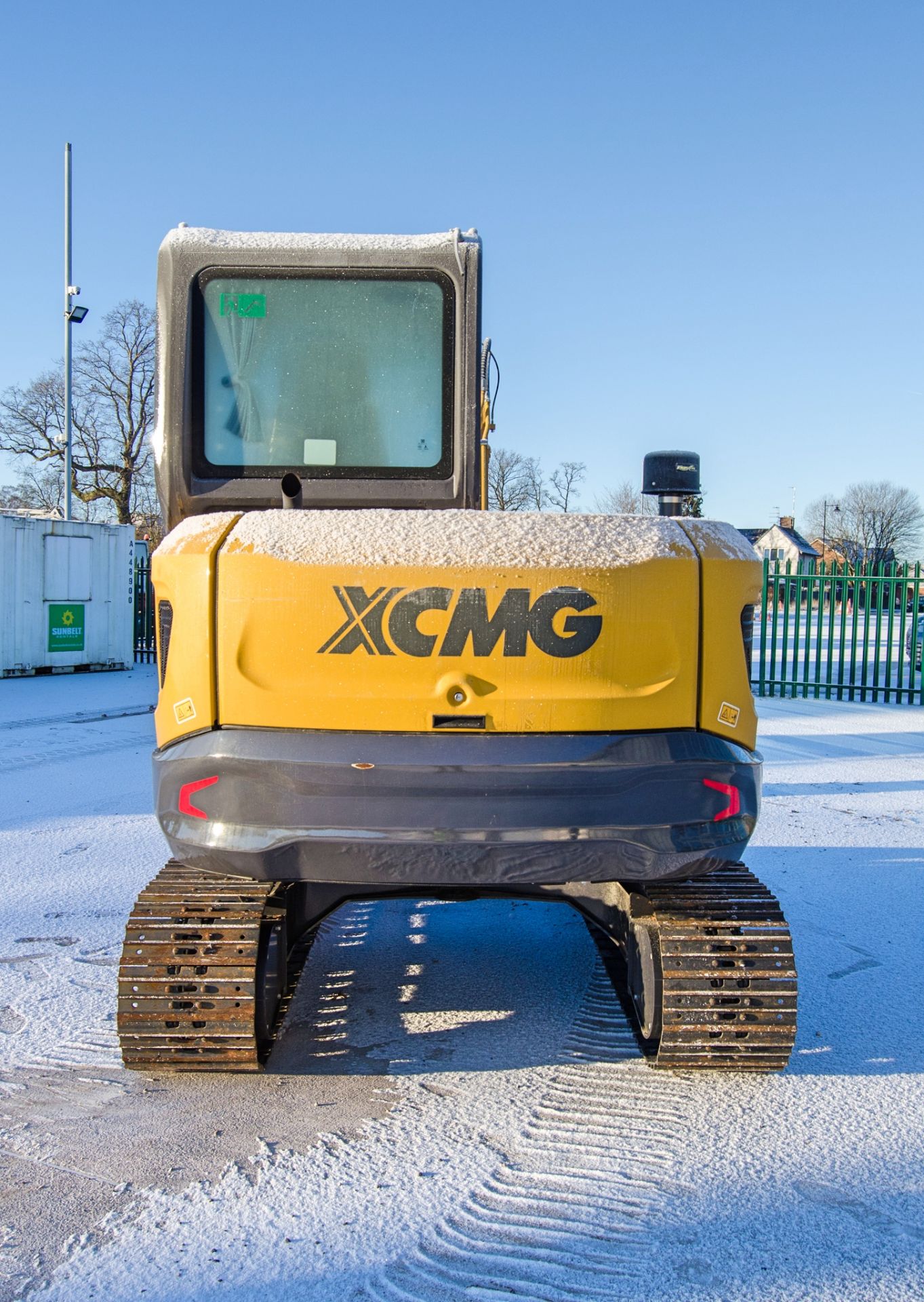 XCMG XE60GA 6 tonne steel tracked excavator Year: 2025 S/N: ESKA21827 Recorded Hours: 15 blade, - Image 6 of 28
