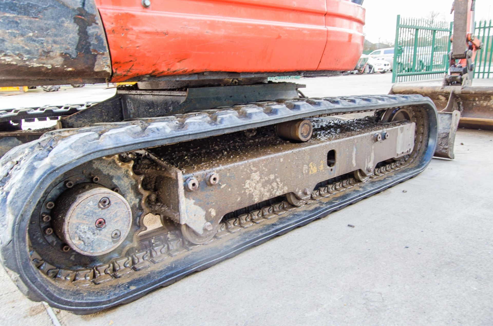 Kubota KX61-3 2.6 tonne rubber tracked excavator Year: 2015 S/N: 81783 Recorded Hours: 3857 blade. - Image 10 of 24