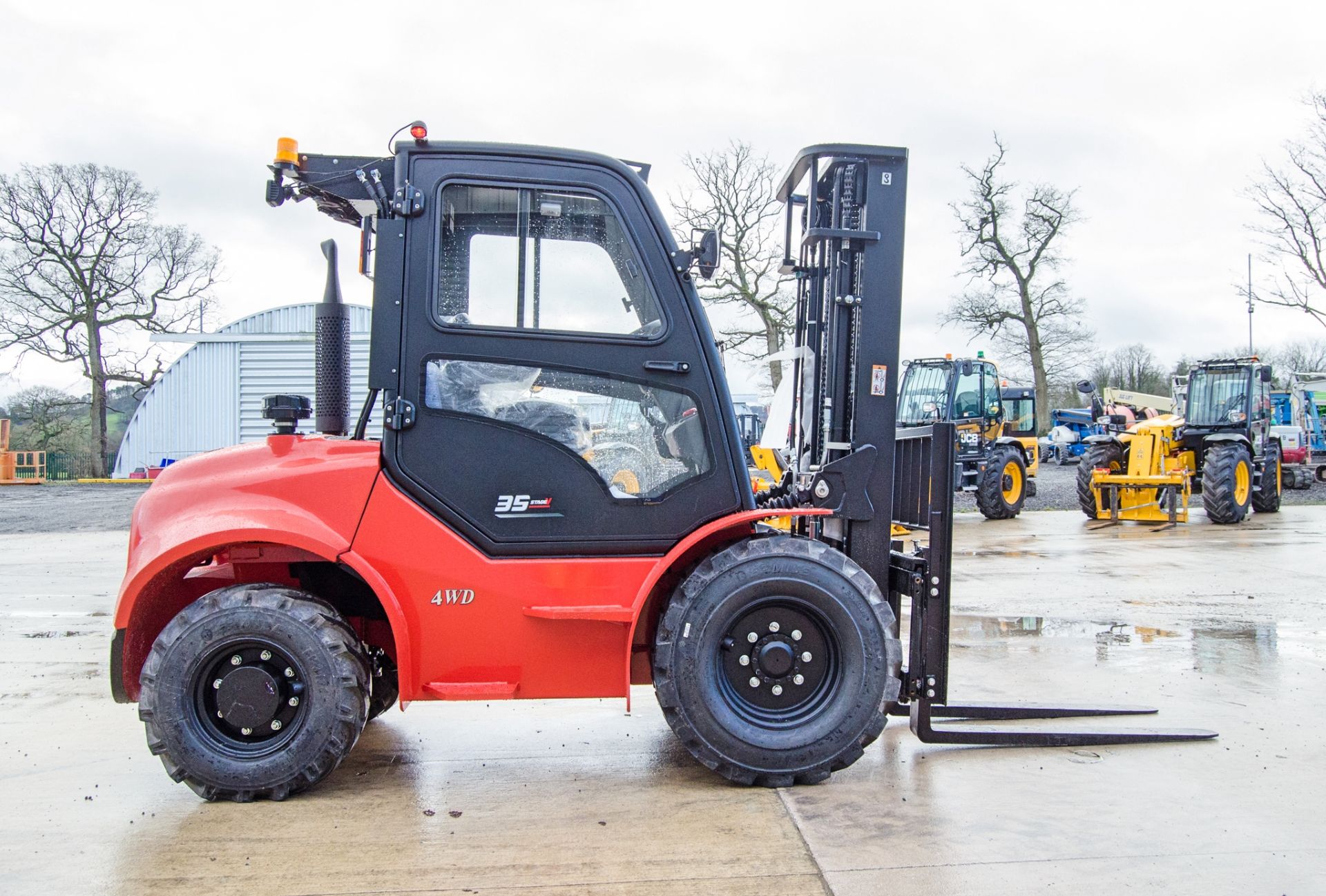 CPC 935 3.5 tonne 4WD diesel rough terrain fork lift truck Date of Manufacture: October 2025 S/N: - Image 8 of 26