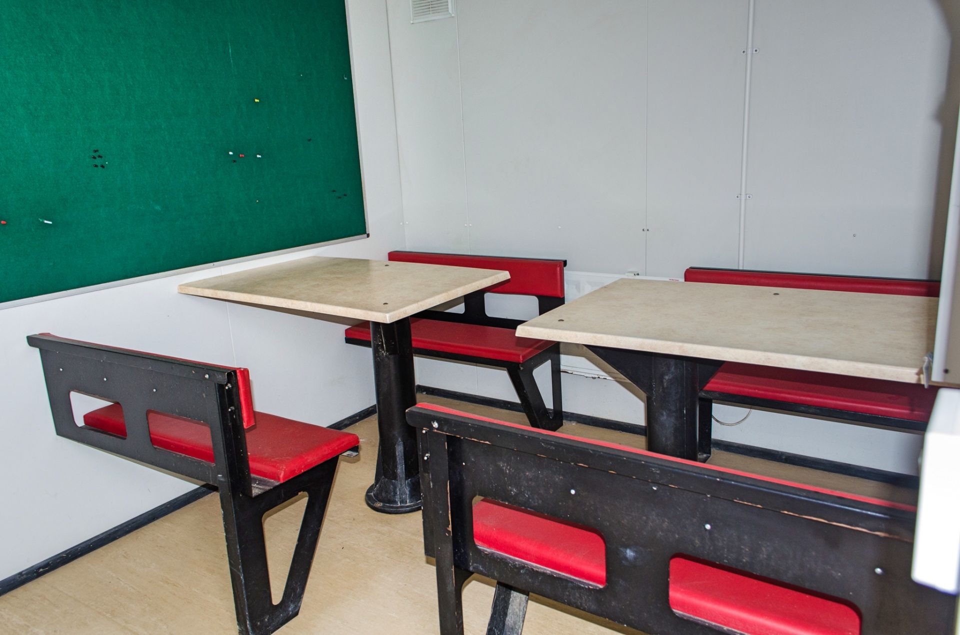 21ft x 9ft steel anti-vandal welfare site unit Comprising: canteen area, drying room,  office, - Image 5 of 11