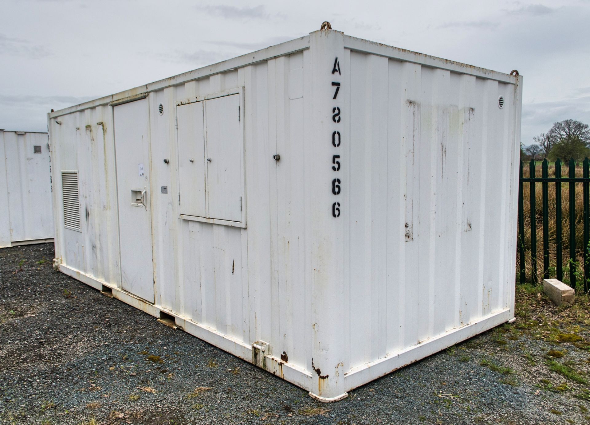 21ft x 9ft steel anti-vandal welfare site unit Comprising: canteen area, drying room,  office,