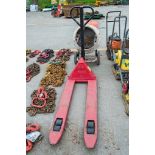Ichimens hand hydraulic pallet truck 21040945